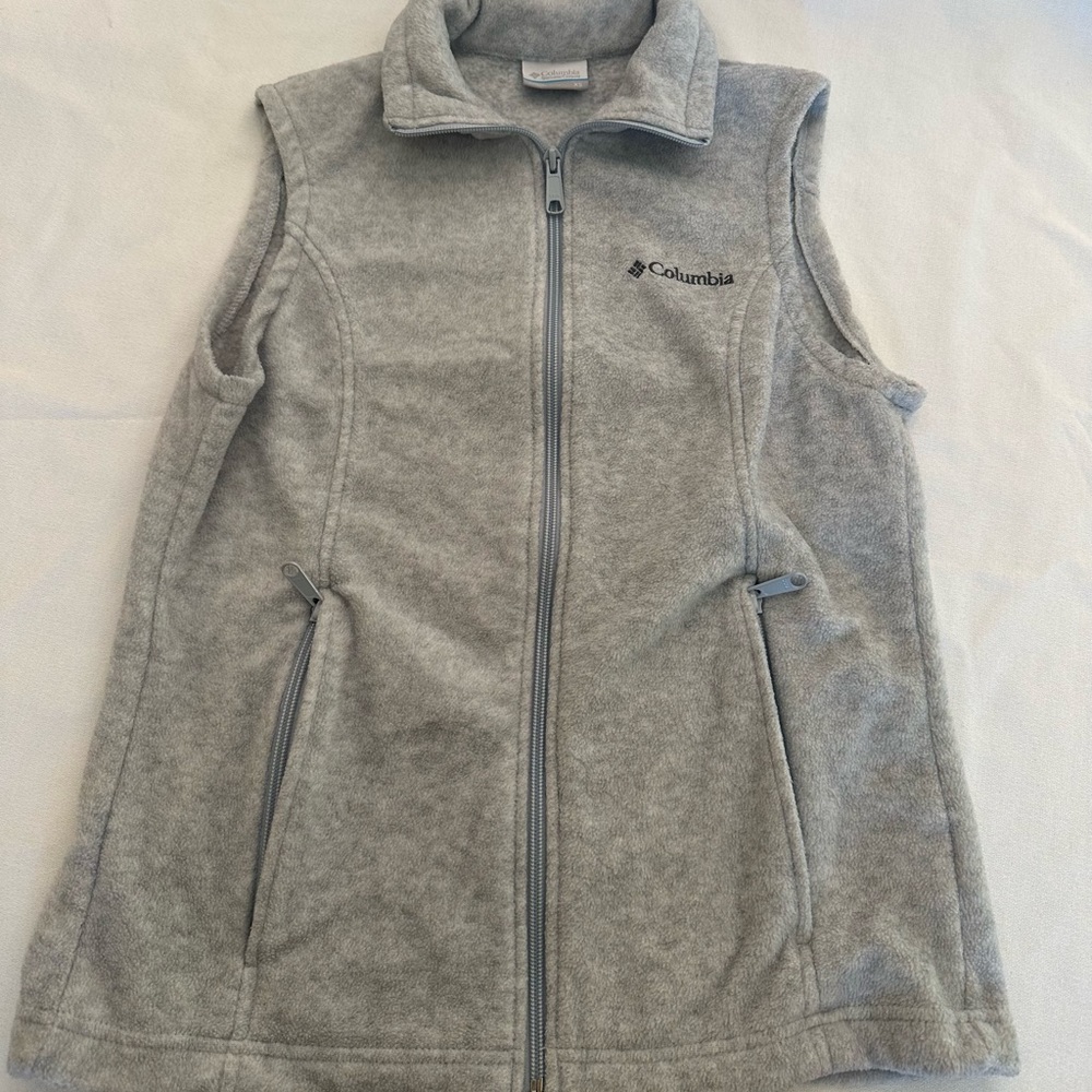 Columbia vest